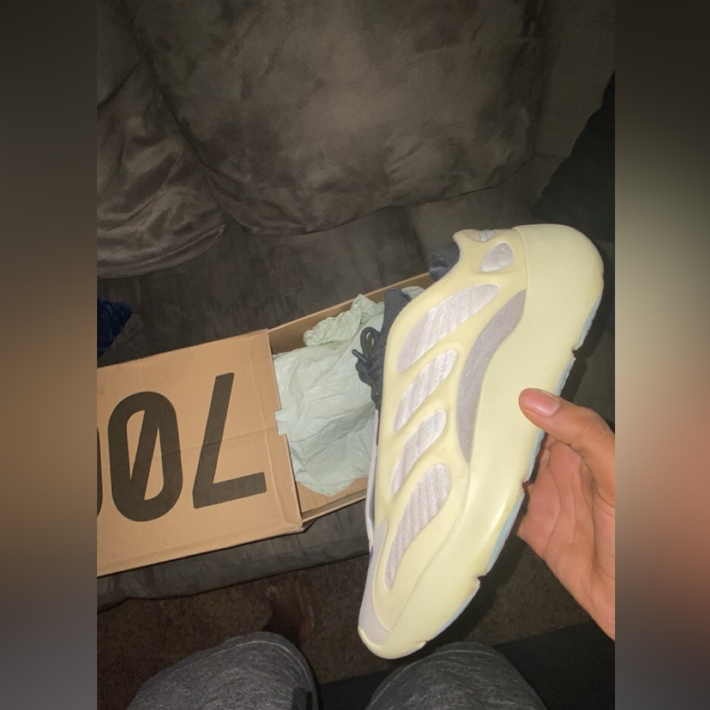 Yeezy 700 “Azael”